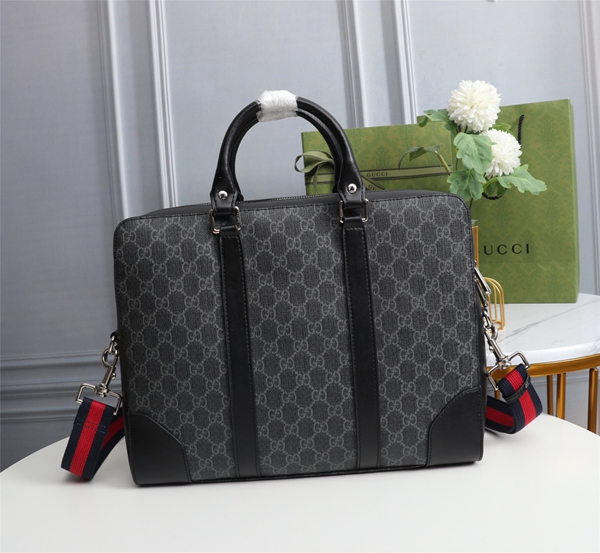 激安グッチバッグコピー側面デザイン